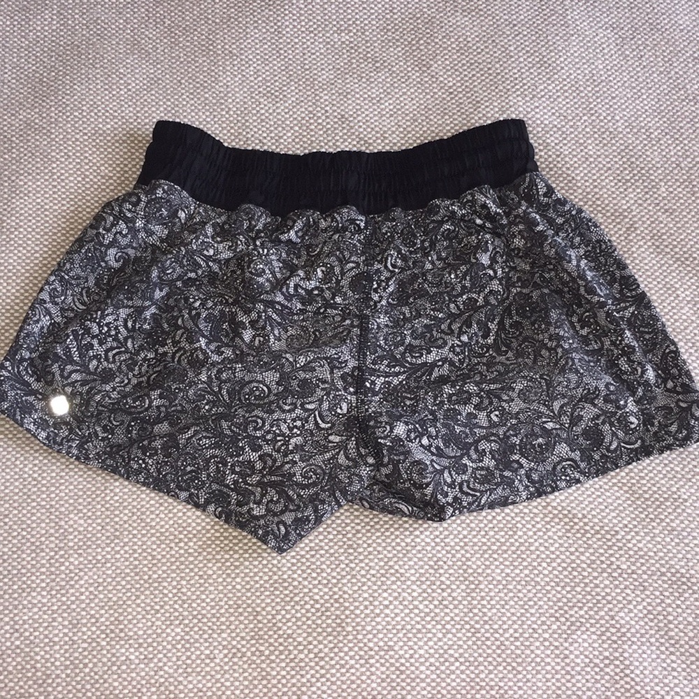 Lululemon Women’s Shorts US Size 8